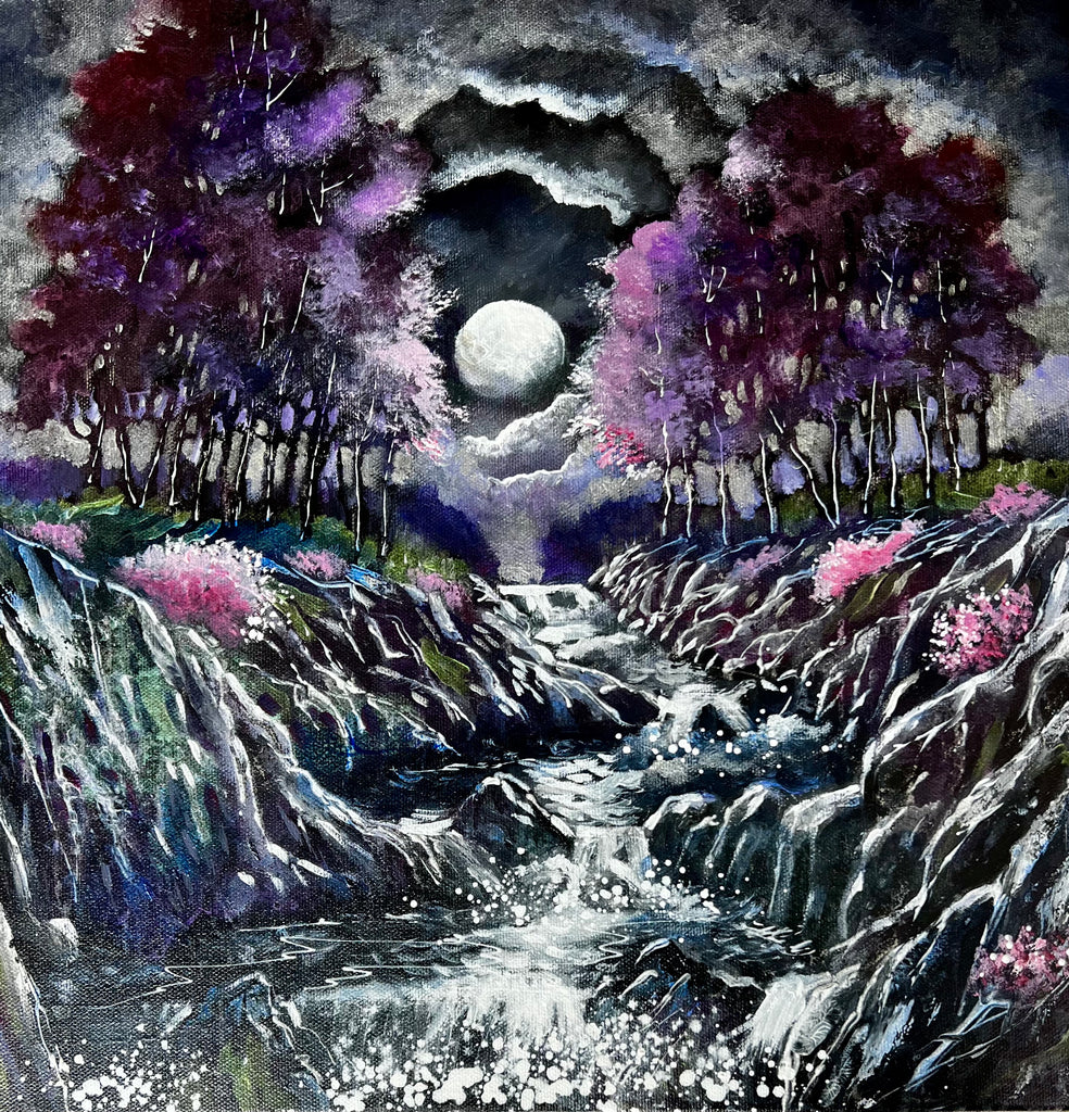 Electric Moon 16x16
