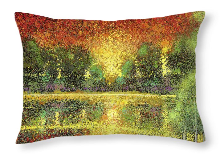 Sizzling Seclusion - Throw Pillow